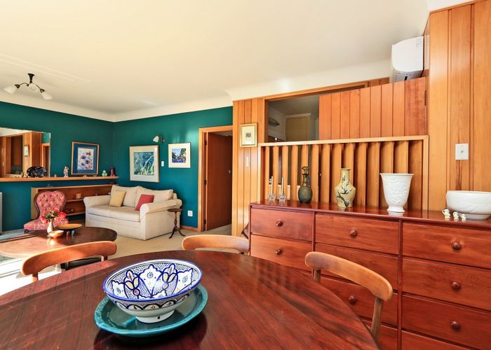  at 10 North Terrace, Westshore, Napier