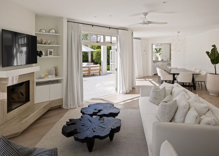  at Saltburn Road, Milford, North Shore City, Auckland