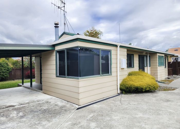  at 2 Lydia Place, Kelvin Grove, Palmerston North