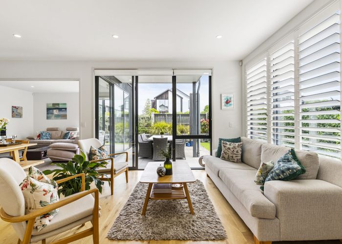  at 14 Fernwood Place, Wai o Taiki Bay, Auckland