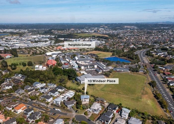  at 13 Windsor Place, Windsor Park, Auckland