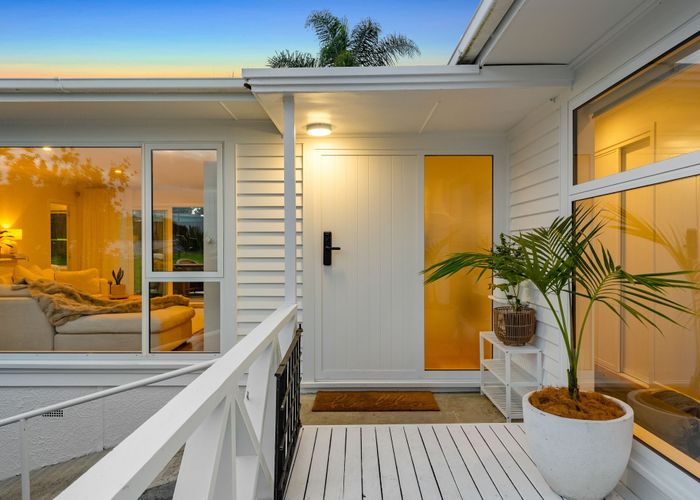  at 37 Neptune Avenue, Beach Haven, North Shore City, Auckland