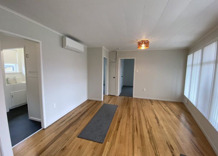  at 2/31 Fickling Avenue, Hillsborough, Auckland City, Auckland