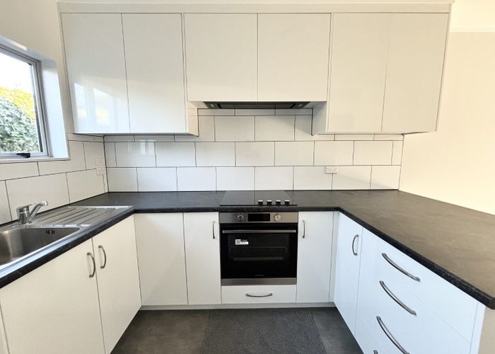  at 15B Cypress Drive, Maungaraki, Lower Hutt, Wellington