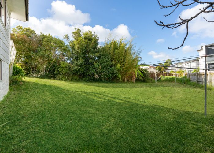  at 31 Wycherley Drive, Bucklands Beach, Manukau City, Auckland
