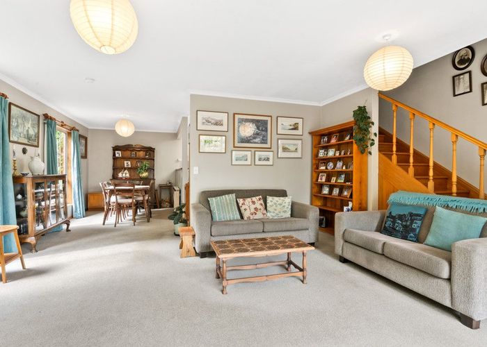  at 58 Bowenvale Avenue, Cashmere, Christchurch City, Canterbury