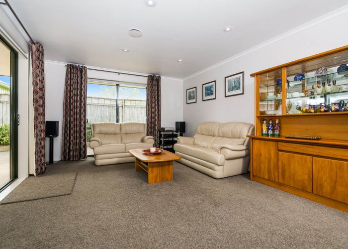 at 9 Oakway Drive, Schnapper Rock, Auckland