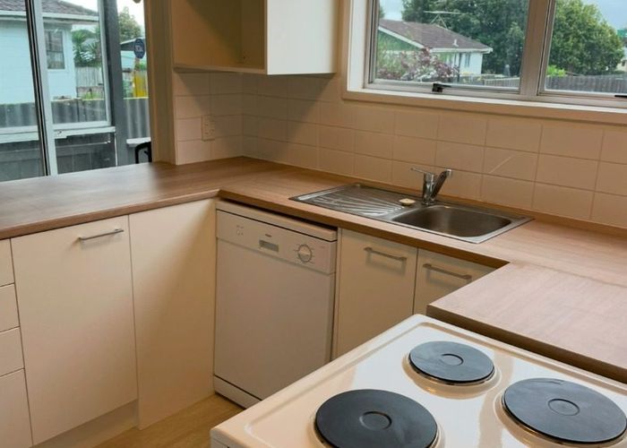  at 20 Ewbank Place, Manurewa, Auckland