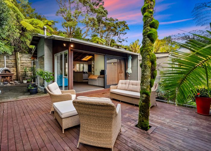  at 184 Huia Road, Titirangi, Waitakere City, Auckland