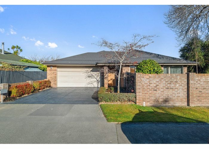  at 13 Selwyn Street, Somerfield, Christchurch