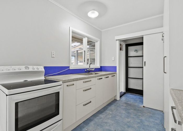  at 15 Velvet Crescent, Otara, Manukau City, Auckland