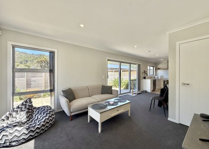  at 4b Horoeka Street, Stokes Valley, Lower Hutt, Wellington