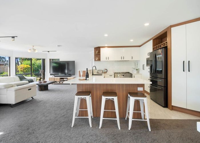  at 27 Longford Park Drive, Takanini, Auckland