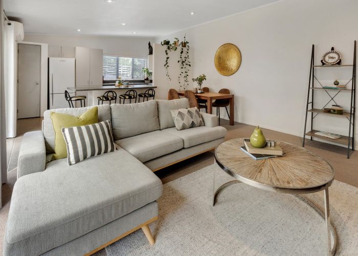  at 17 Hayley Lane, Howick, Manukau City, Auckland