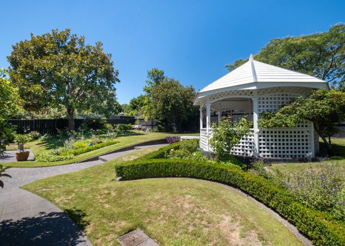  at 6 Chestnut Court, Havelock North