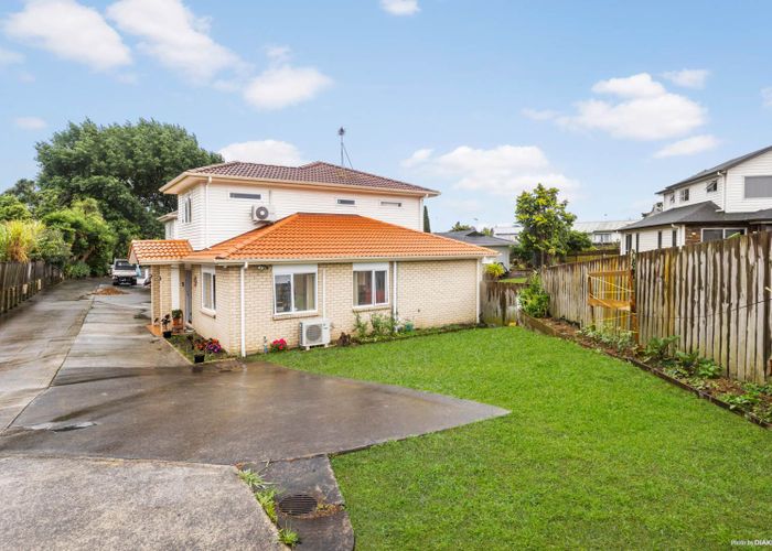  at 72 Henwood Road, Mangere East, Auckland