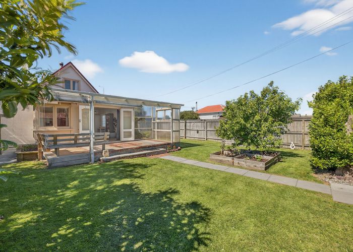  at 380 Keyes Road, New Brighton, Christchurch City, Canterbury
