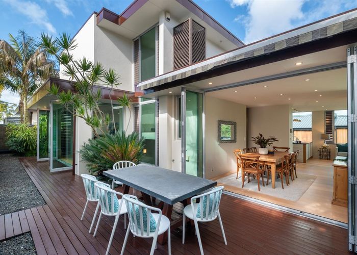  at 22B Beach Road, Castor Bay, North Shore City, Auckland