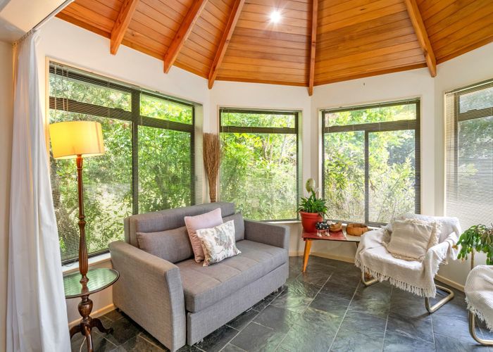  at 42 Delhi Avenue, Aramoho, Whanganui, Manawatu / Whanganui