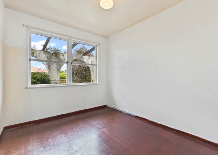  at 48 Hokianga Street, Mangere East, Manukau City, Auckland