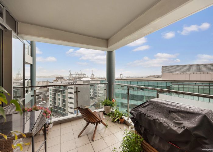  at 1109/30 Beach Road, Auckland Central, Auckland