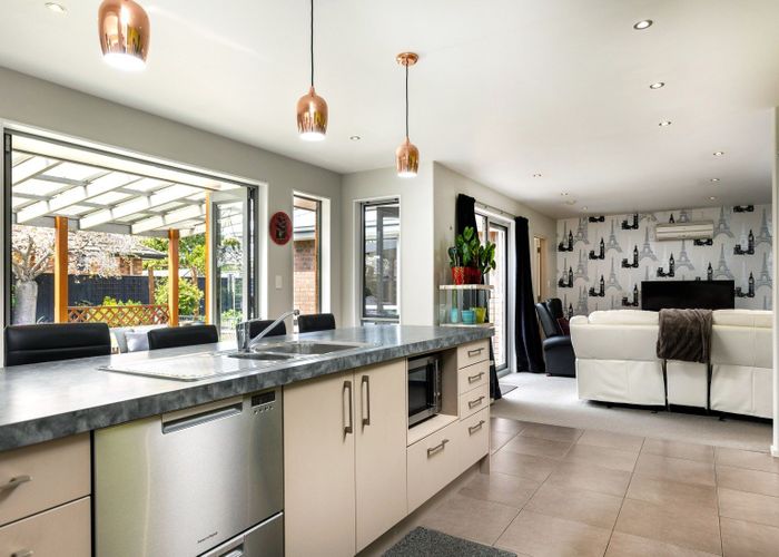  at 2 Hitaua Place, Redwoodtown, Blenheim