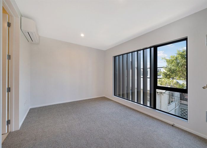  at 2/9 Lomond Street, Takapuna, North Shore City, Auckland