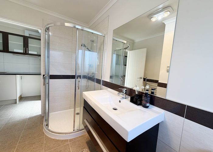  at 16 Coolaghy Drive, Flat Bush, Auckland