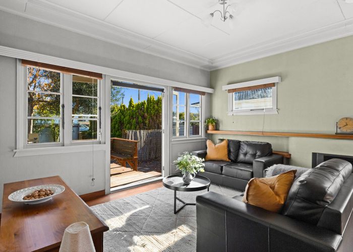  at 33 Avondale Road, Taradale, Napier, Hawke's Bay