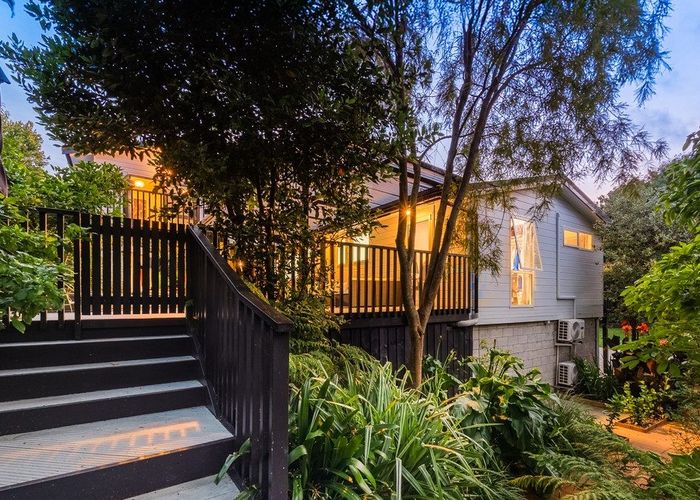  at 15 Tiromoana Road, Raumati South, Paraparaumu