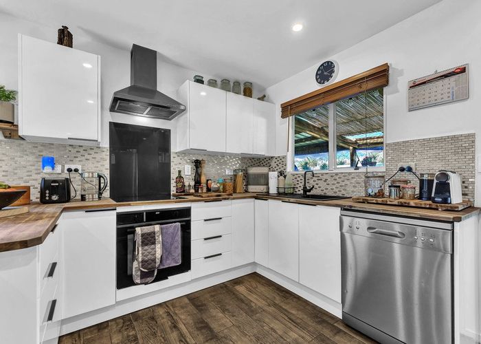  at 6 Westside Road, Tuakau