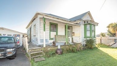  at 484 Heads Road, Castlecliff, Whanganui