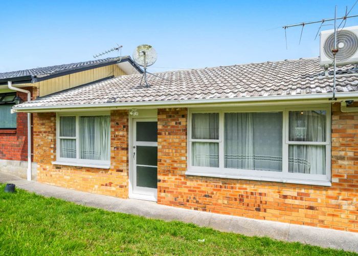  at 2/80 Portage Road, Papatoetoe, Manukau City, Auckland