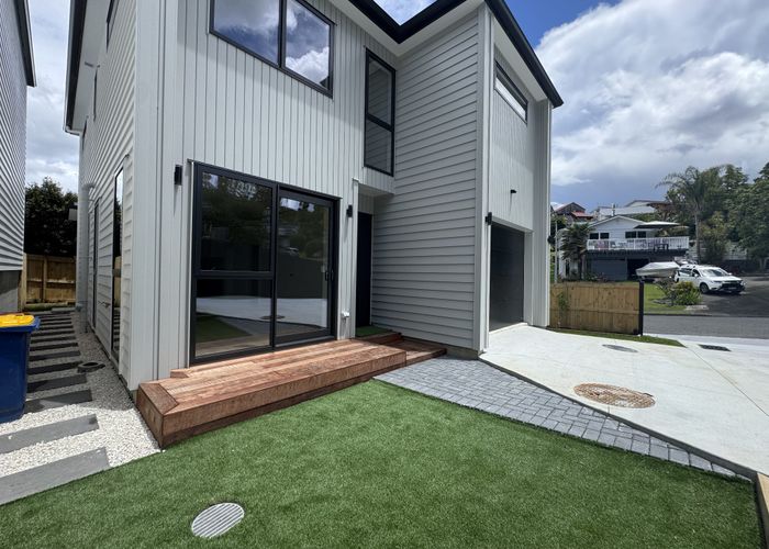  at 3A Newstead Avenue, Browns Bay, North Shore City, Auckland