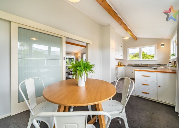  at 18 Wattle Grove, Maungaraki, Lower Hutt