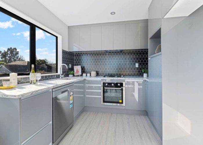  at 6 Sukh Lane, Manurewa, Auckland