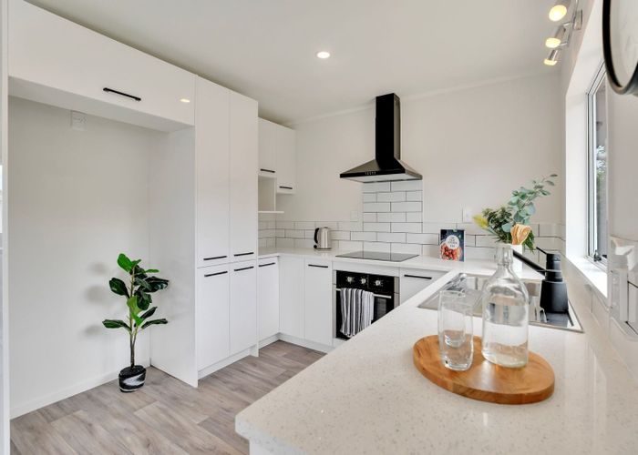  at 12A Hinton Place, Weymouth, Manukau City, Auckland