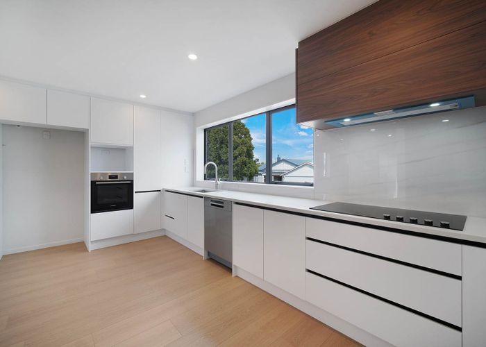 at 5 Awhi Road, Drury, Papakura, Auckland