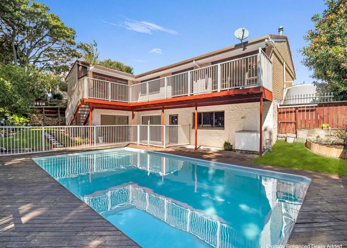  at 8 Deodar Place, Totara Heights, Manukau City, Auckland