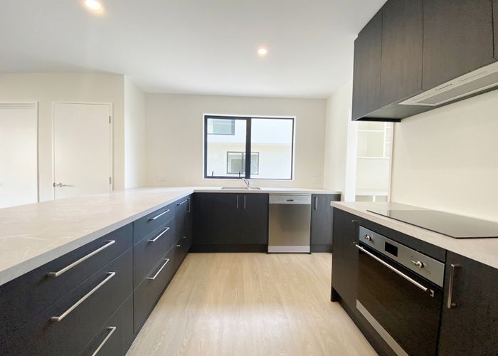  at 2/15 Rawhiti Av, New Brighton, Christchurch City, Canterbury