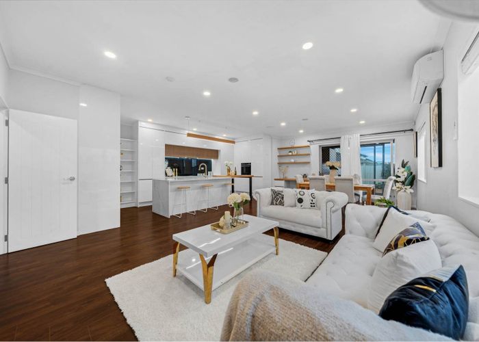  at 25 Te Kura Road, Flat Bush, Manukau City, Auckland