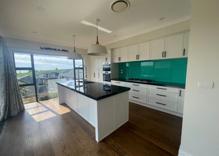  at 39 Headland Drive, Long Bay, North Shore City, Auckland