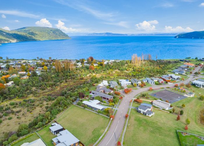  at 137 Lisland Drive, Kinloch, Taupō