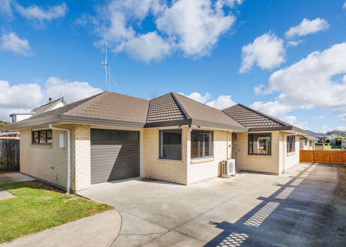  at 33 Oak Crescent, Ashhurst, Palmerston North, Manawatu / Whanganui