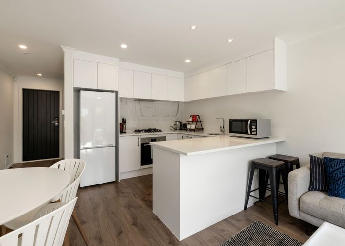  at 3/26 Hunter Street, Hamilton Lake, Hamilton