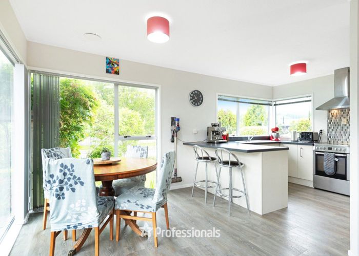  at 7 Delaware Grove, Totara Park, Upper Hutt, Wellington