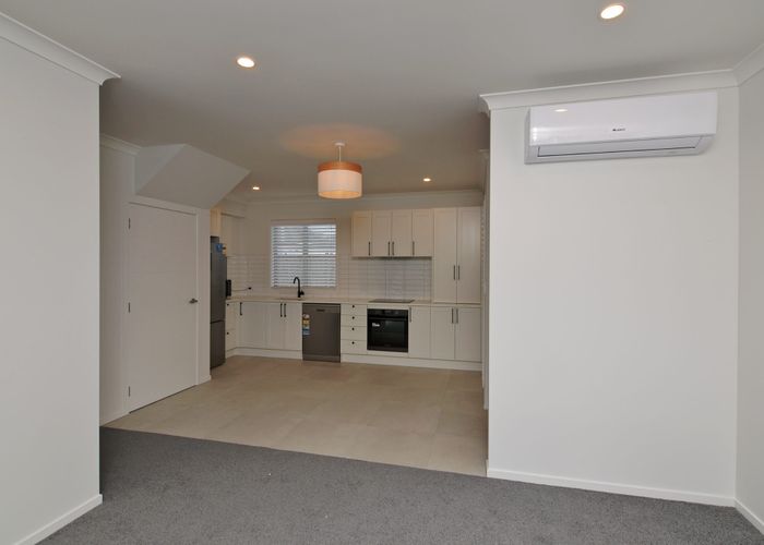  at 44b Pine Avenue, Upper Hutt, Upper Hutt, Wellington