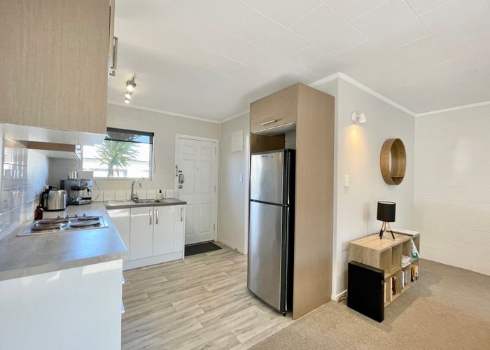  at 2/3 Kirkpatrick Place, Papamoa Beach, Papamoa