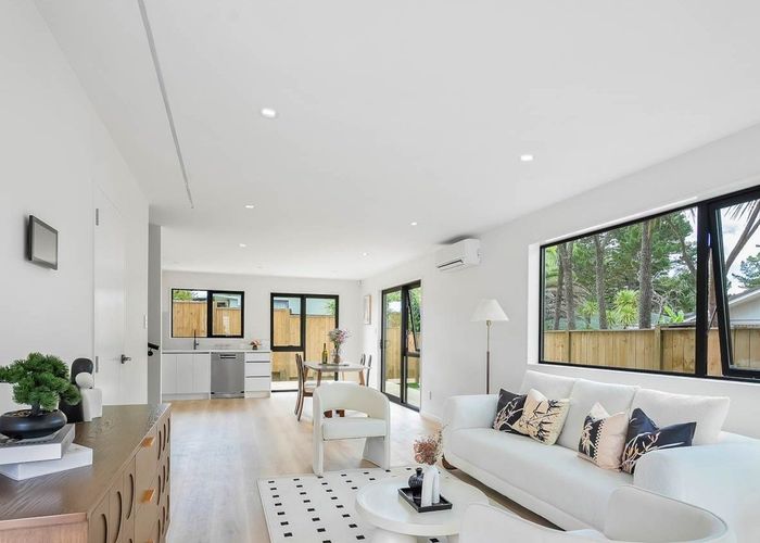  at 26F Crompton Road, Massey, Auckland