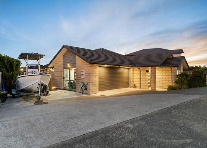  at 30 Outlook Terrace, Millwater, Rodney, Auckland